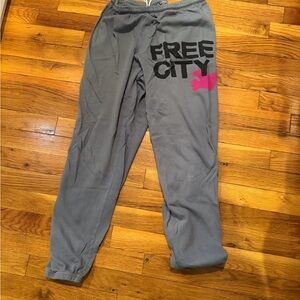 freecity adult Joggers in Gray with Pink Details